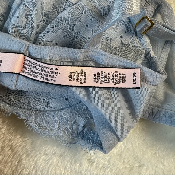 Victoria's Secret Blue Lace Underwire Bra Size 34D - Picture 7 of 7